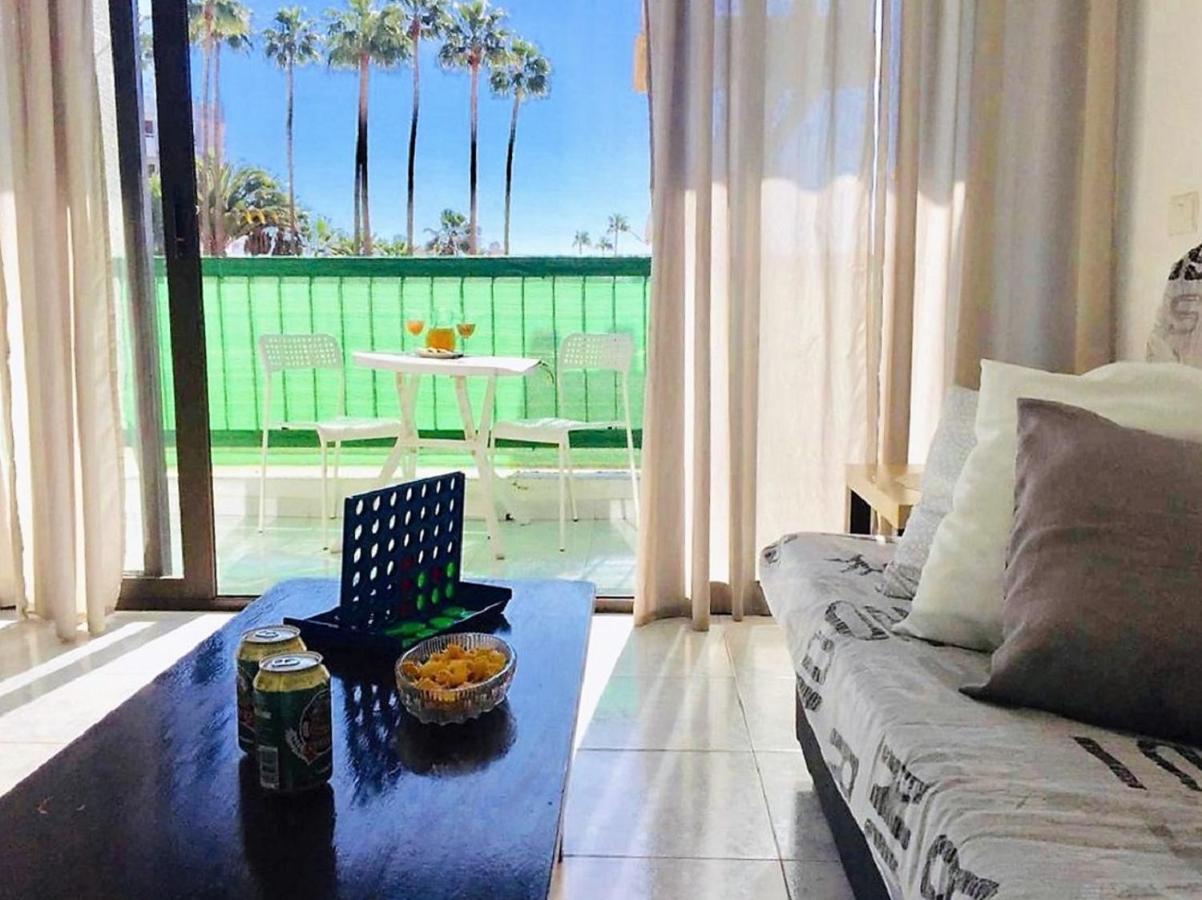 Beach And Pool In Playa De Las Americas 아파트 외부 사진