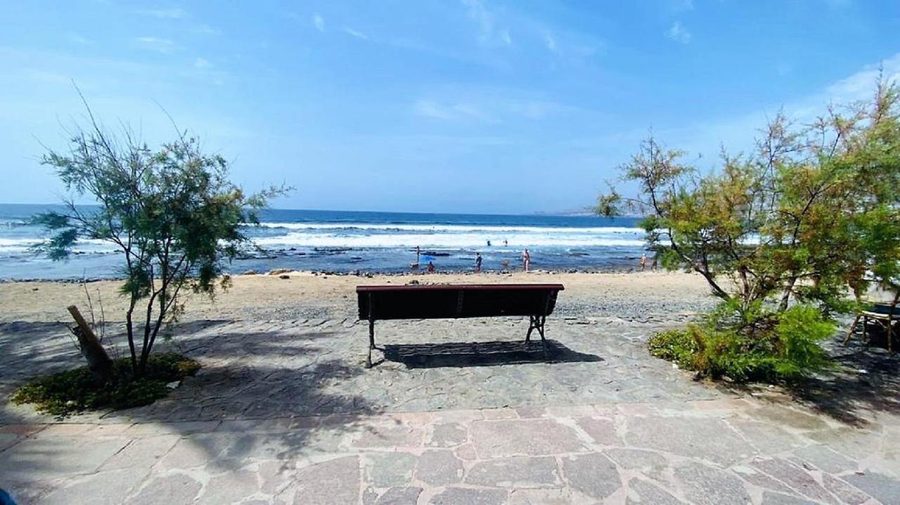 Beach And Pool In Playa De Las Americas 아파트 외부 사진
